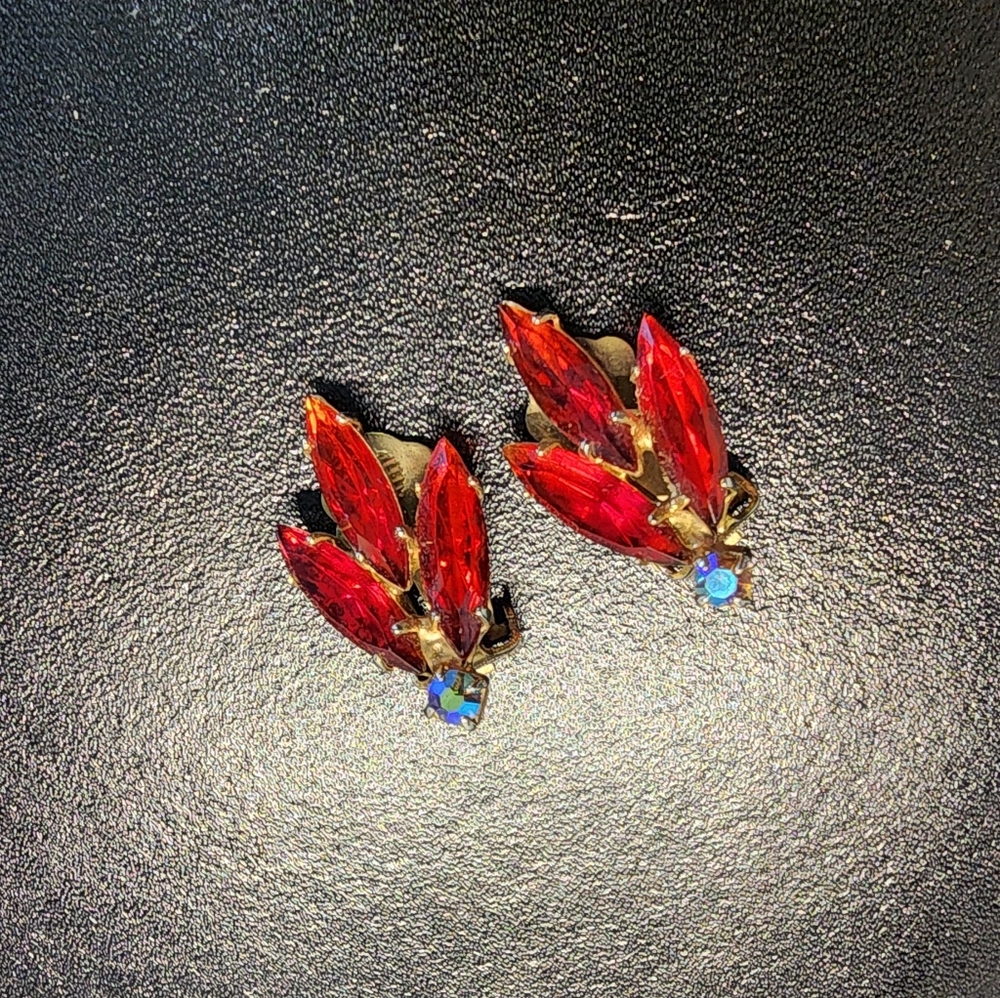 Red Crystal Clip-On Earrings - Elegant Women's Jewelry